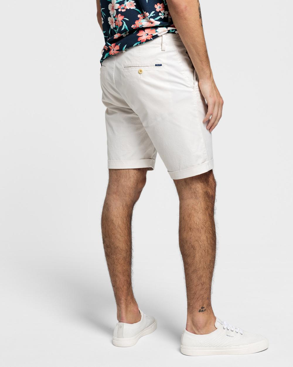 GANT Erkek Krem Rengi Regular Fit Şort