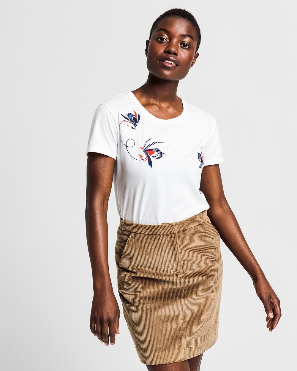 GANT Kadın Krem Relaxed Fit T-Shirt