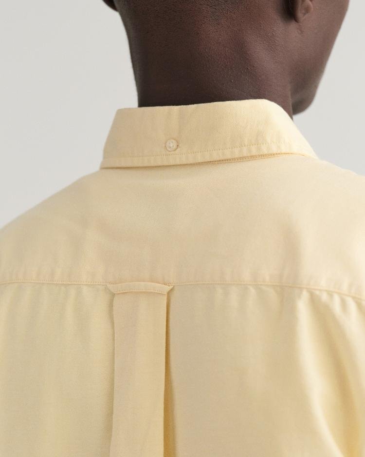 GANT Erkek Sarı Regular Fit Düğmeli Yaka Logolu Oxford Gömlek