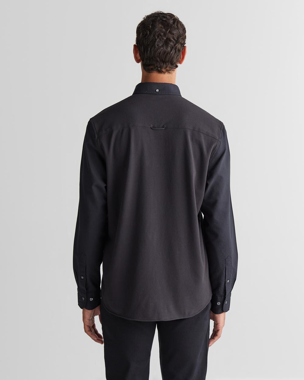 GANT Erkek Siyah Regular Fit Düğmeli Yaka Gömlek