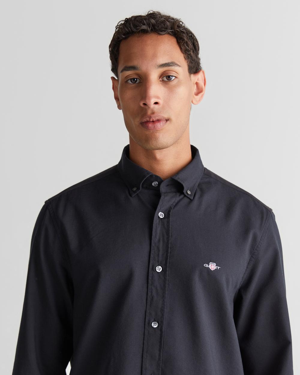 GANT Erkek Siyah Regular Fit Düğmeli Yaka Gömlek